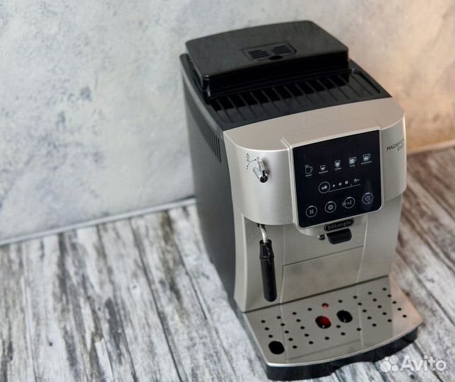 Кофемашина delonghi ecam 220.30.SB