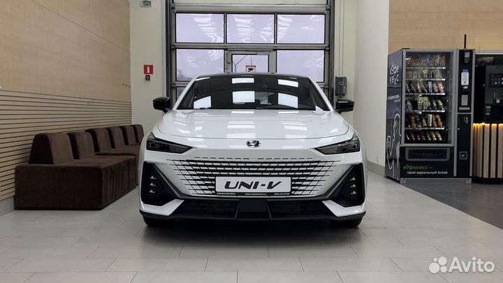 Changan UNI-V 1.5 AMT, 2024