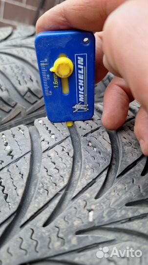 Goodyear UltraGrip 195/65 R15 91T