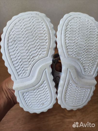 Сандалии для девочки