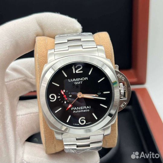 Часы механические Panerai