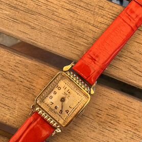 Часы золотые женские rodams Swiss Made. 750 проба