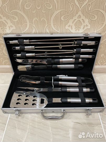 Подарочный набор для шашлыка и барбекю в кейсе