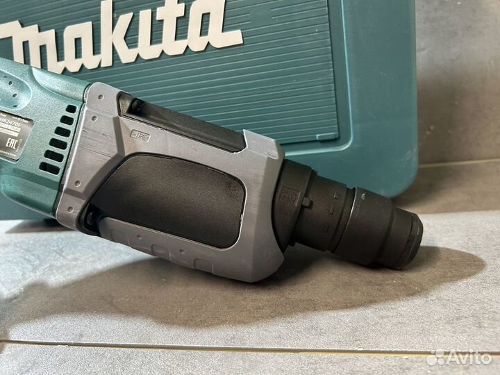 Перфоратор makita HR 2470