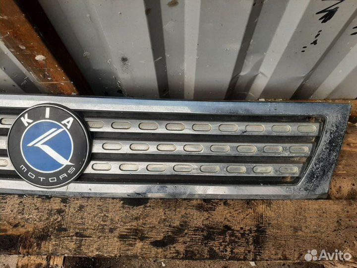 Облицовка передняя Kia Granbird 2000