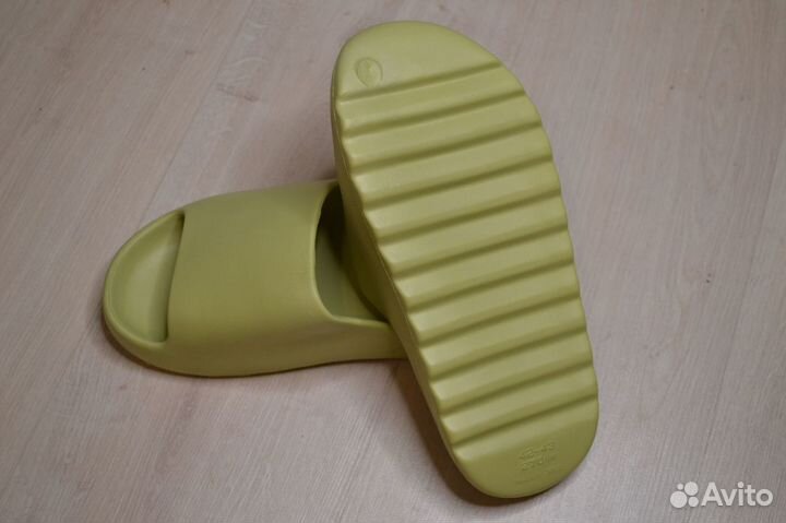 Тапки adidas yeezy slide resin слайды