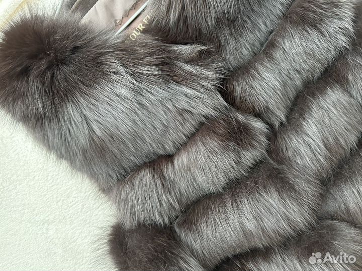 Продам жилетку из песца