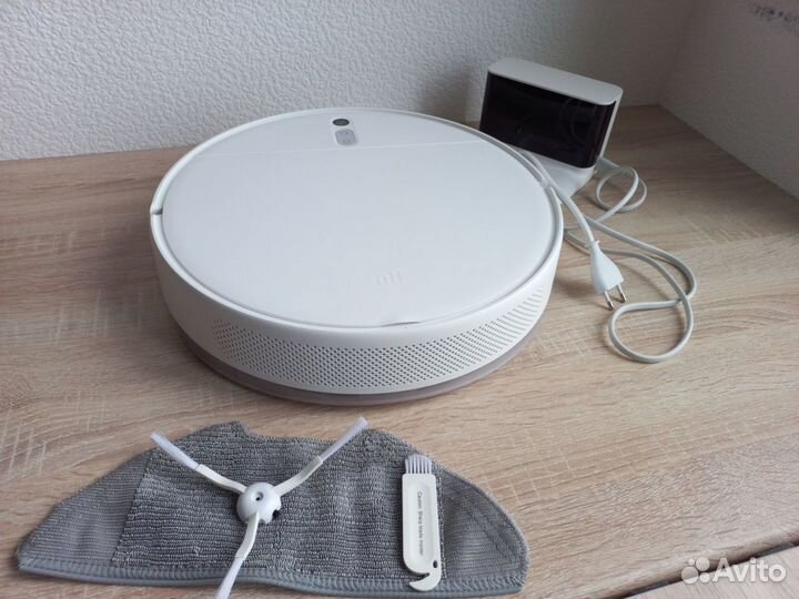 Робот-пылесос Xiaomi Mi Robot Vacuum-Mop 2 Lite