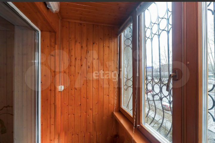 3-к. квартира, 96 м², 2/9 эт.