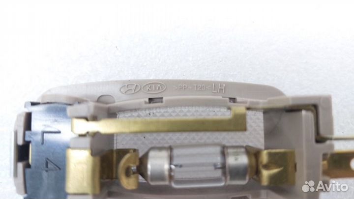 Плафон салонный передний левый Hyundai Tucson TL