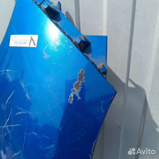 Переднее правое крыло Renault Scenic 3