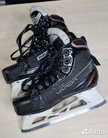 Хоккейные коньки вратаря Bauer Vapor X700