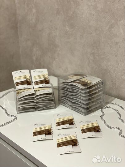 Заколки и резинки для волос