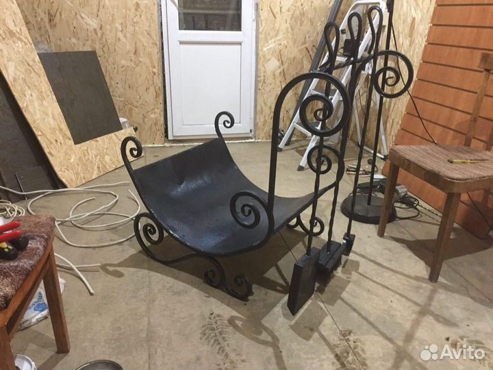 Дровница металлическая