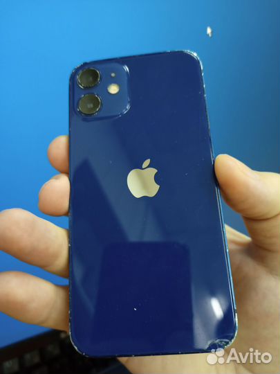 iPhone 12 mini, 64 ГБ