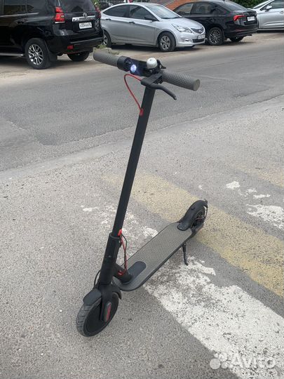 Электросамокат xiaomi m365 pro