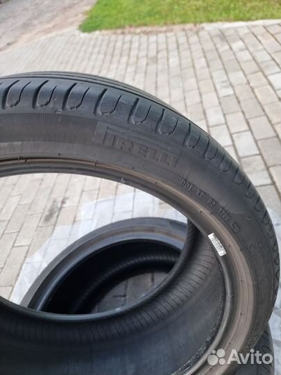 Pirelli Cinturato P7 275/35 R19 100Y