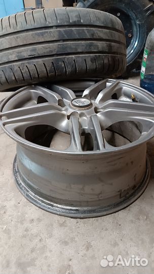 Колёсный диск R14