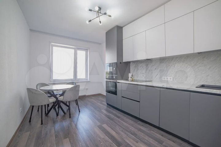 2-к. квартира, 48 м², 4/10 эт.