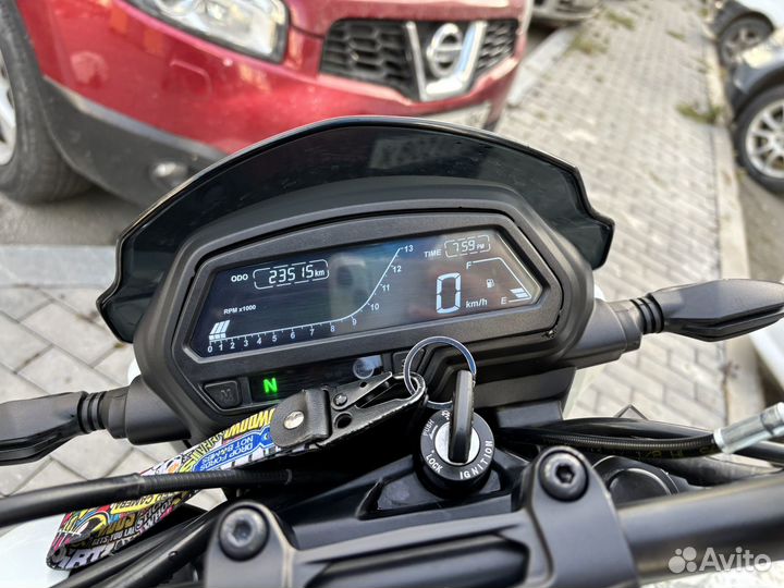 Bajaj dominar 400 2017