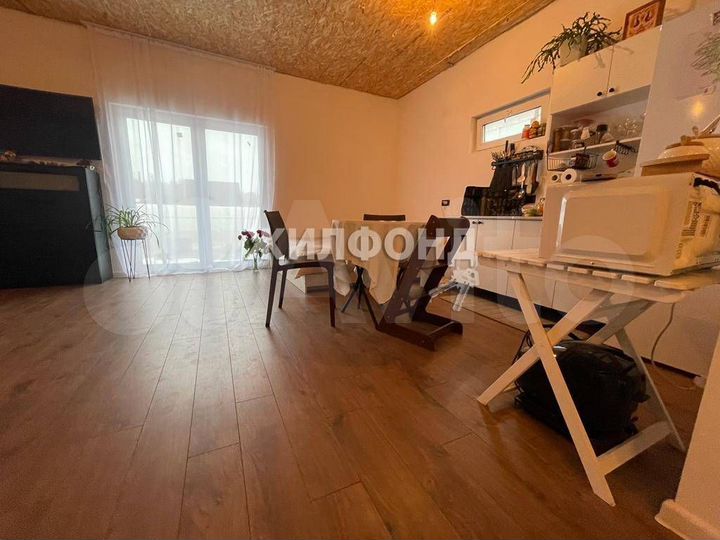 Дом 139,3 м² на участке 4 сот.