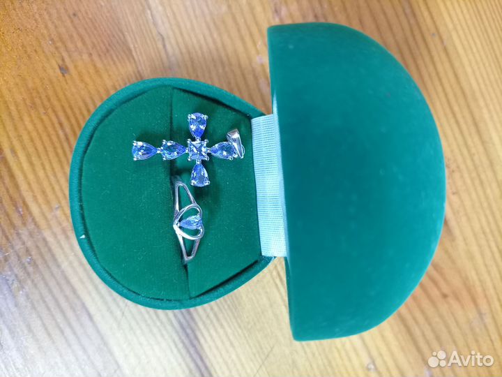 Комплект кольцо и подвеска