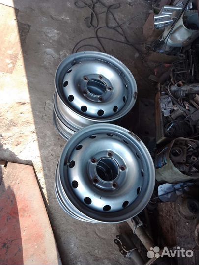 Металлические диски на ниву р 15