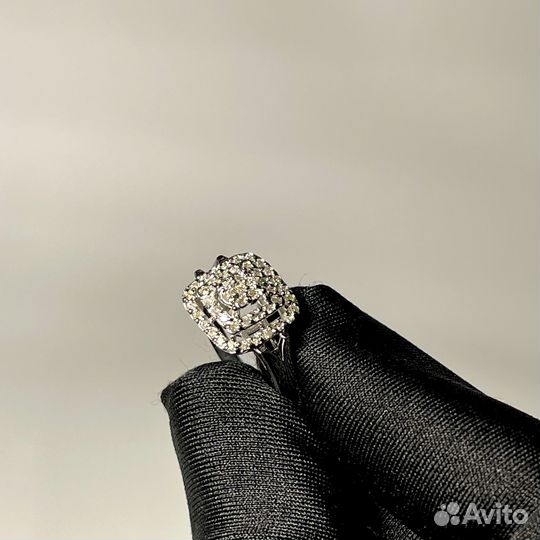 Кольцо с бриллиантами 750 пробой