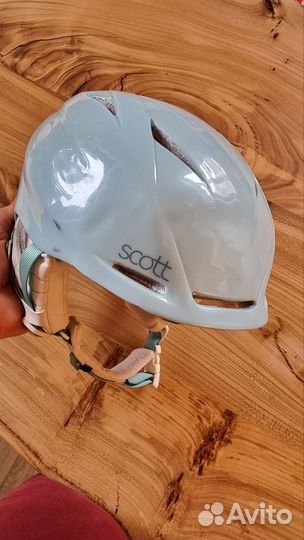 Шлем горнолыжный подростковый