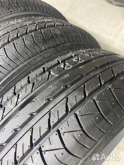 Yokohama dB Decibel E70 215/60 R16