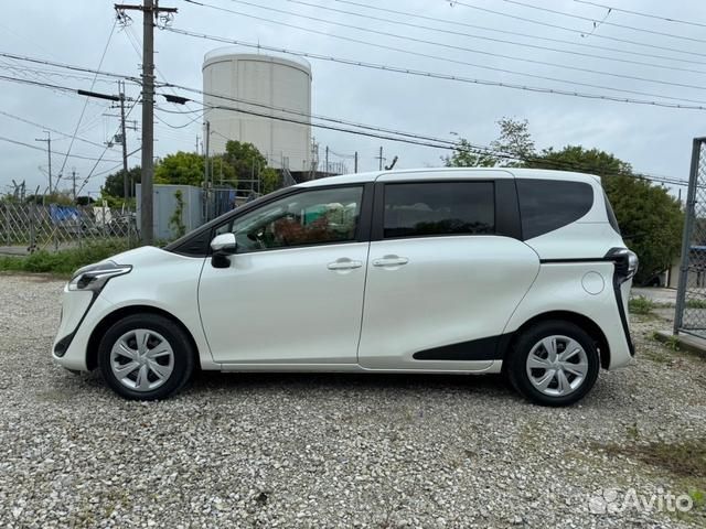 Toyota Sienta 1.5 CVT, 2021, 29 000 км