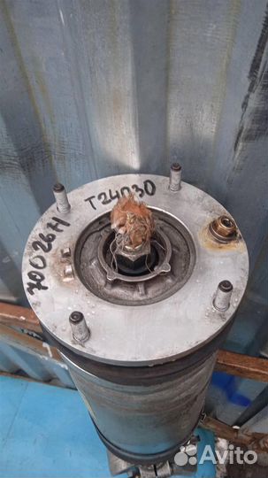 Пневмостойка передняя правая Land Rover Range Rov