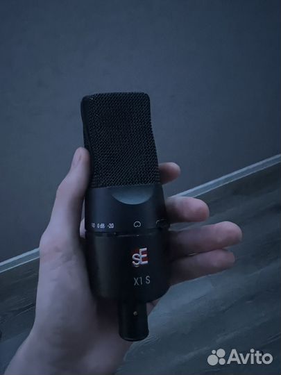 Студийный микрофон SE Electronics X1 S
