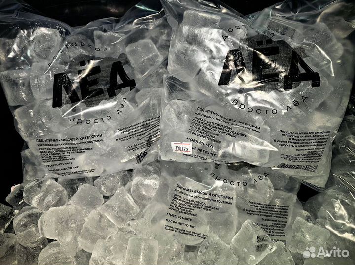 Лед большой кубик