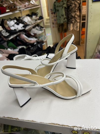 Босоножки женские 36 размер