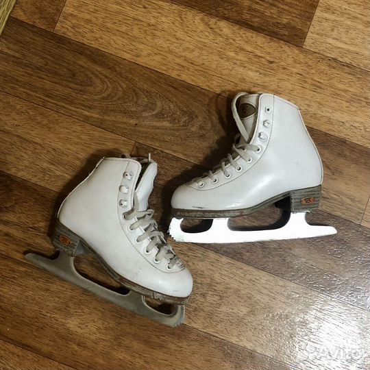 Коньки фигурные Riddle р-р 11