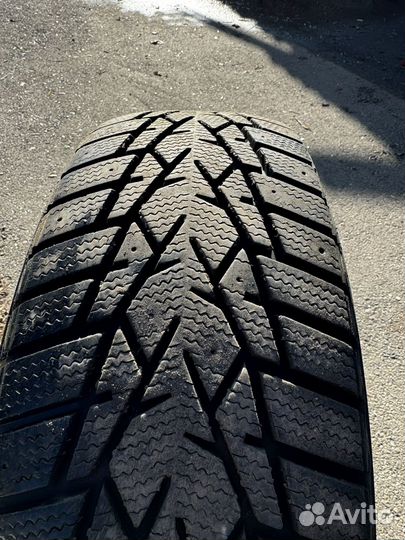 DoubleStar DW01 205/65 R15 94T