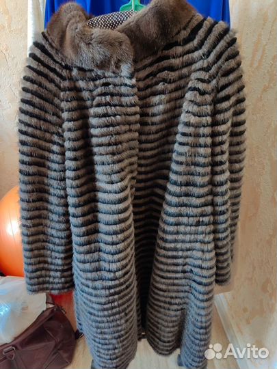 Пуховик женский