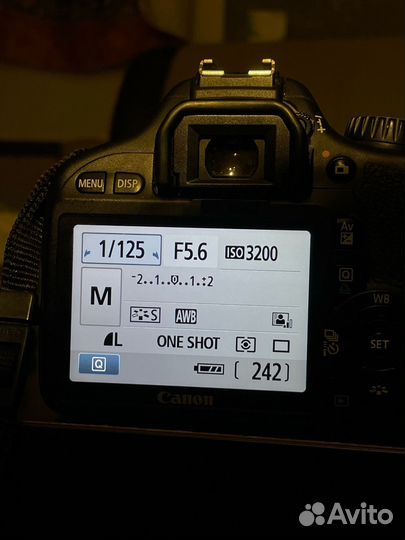 Фотоаппарат Canon EOS 550D