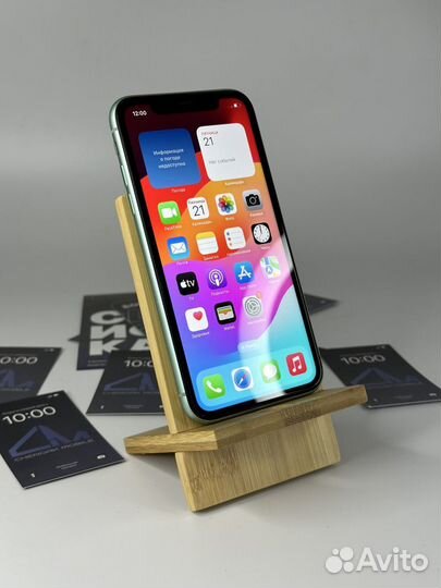 iPhone 11, 64 ГБ