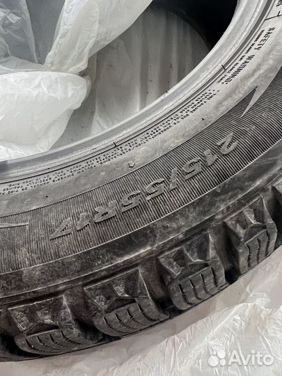 Roadstone Winguard 215/55 R17