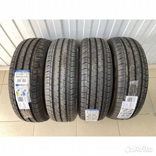 Triangle Connex Van TV701 215/65 R15