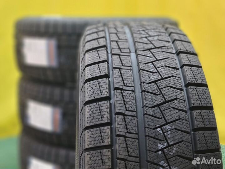 Pirelli Formula Ice FR 205/55 R16