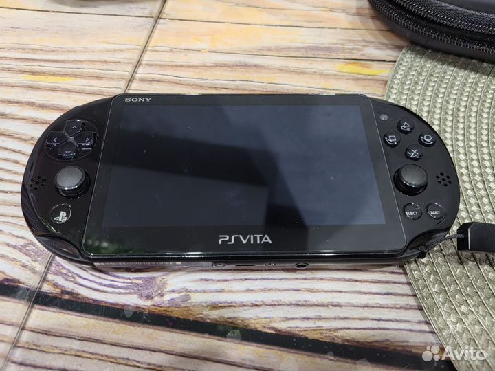 Ps vita 2000 Slim