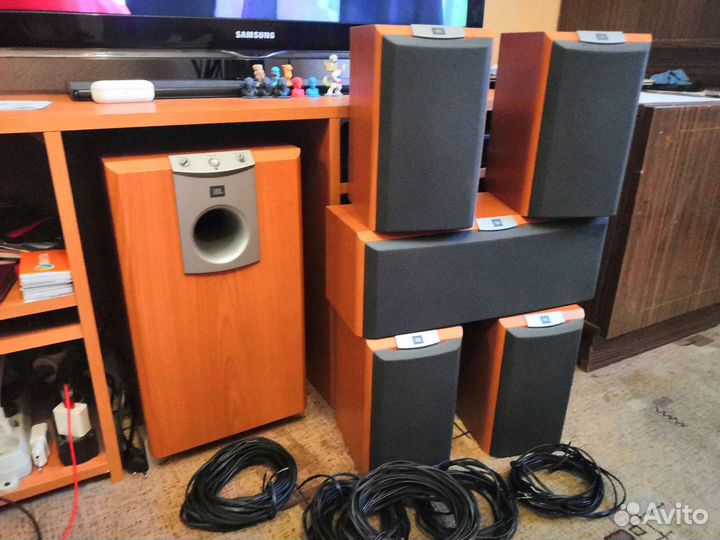 Subwoofer jbl hot sale sub 178