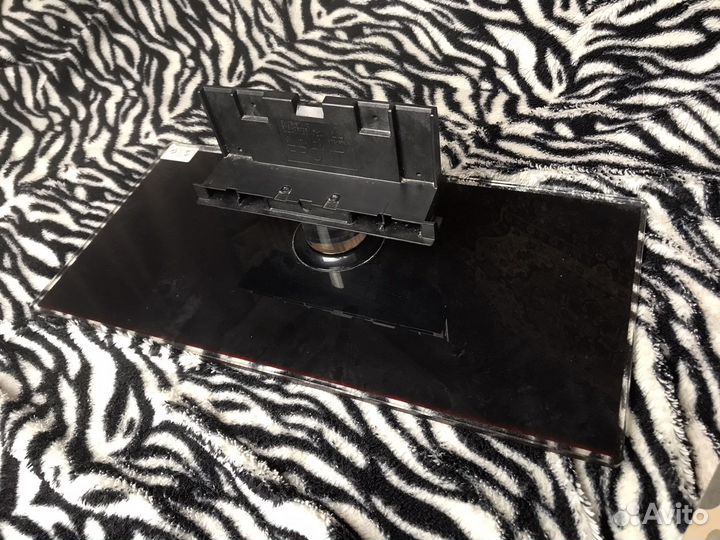 Подставка для телевизора Samsung LE-37C550