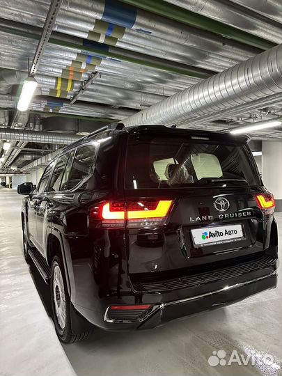 Toyota Land Cruiser 3.3 AT, 2023, 10 км