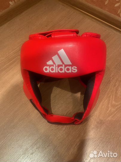 Шлем adidas