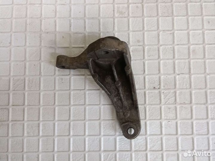 Кронштейн кпп ford focus 2 2005- 2019