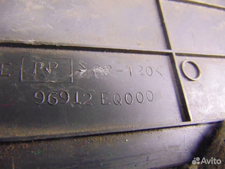 Накладка декоративная Nissan X-Trail 1 T30